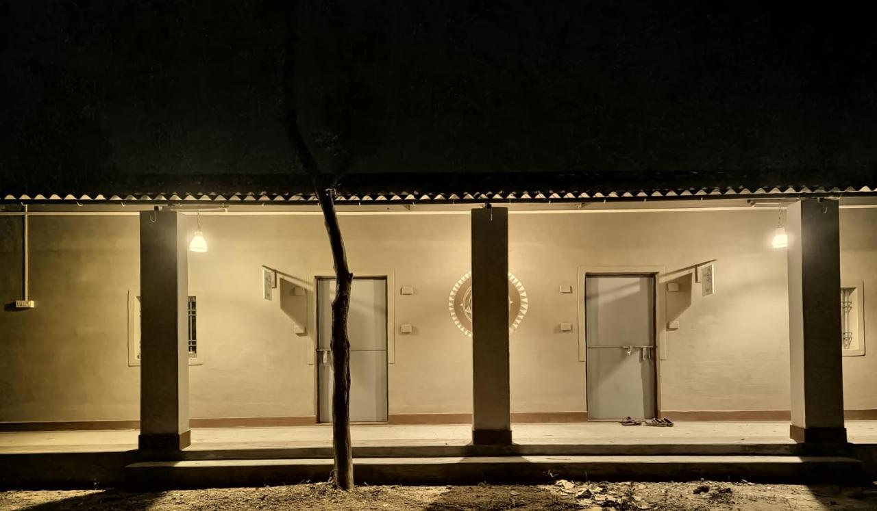 Abar Aranye Hotel Ghatshila Buitenkant foto
